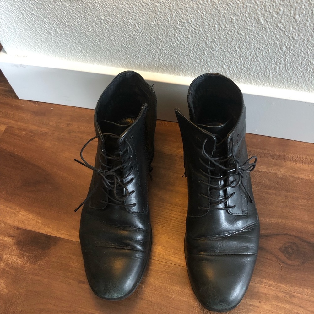 Vagabond Black Booties